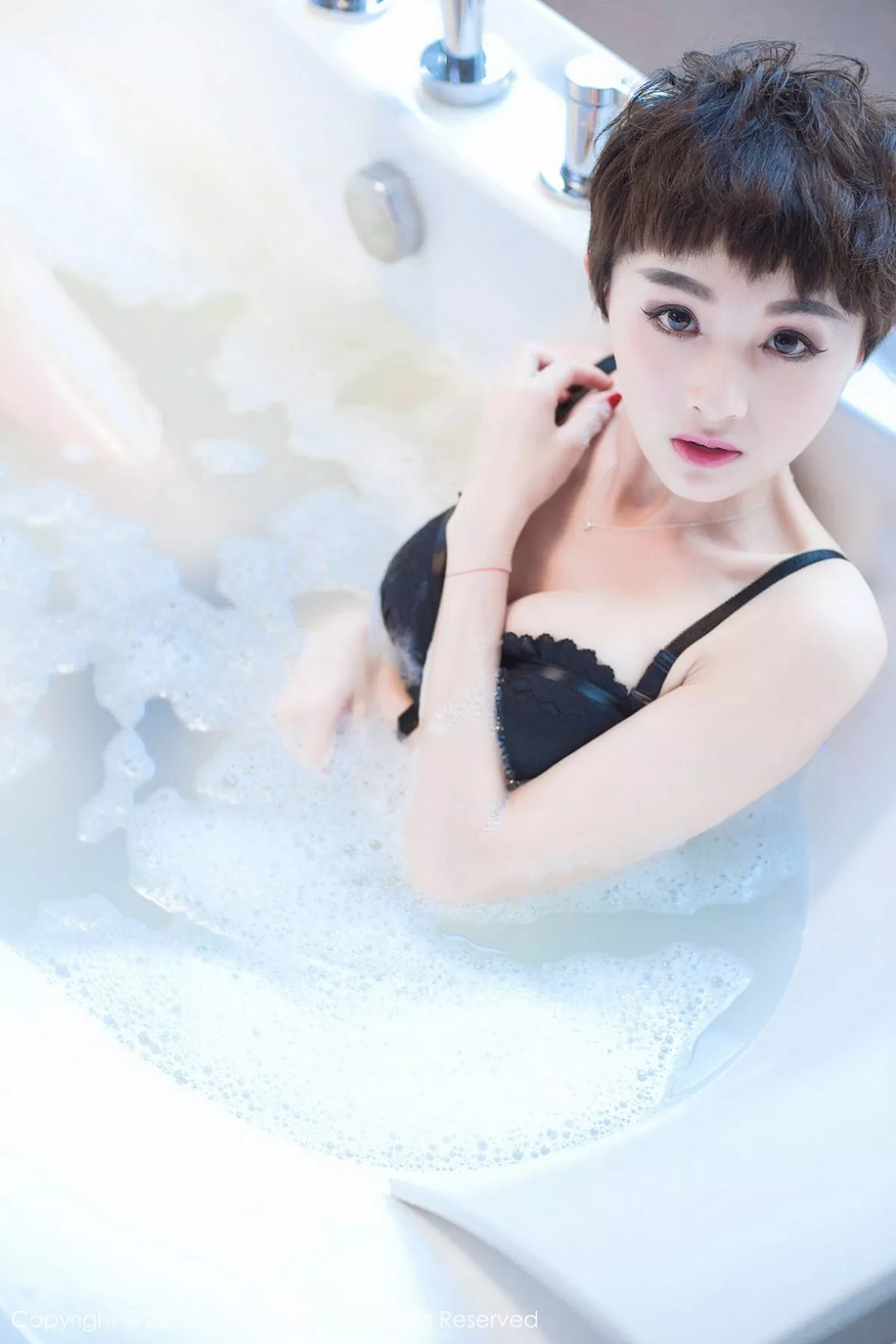 [XiuRen秀人网]第657期baby_kiki写真 photo 1-3