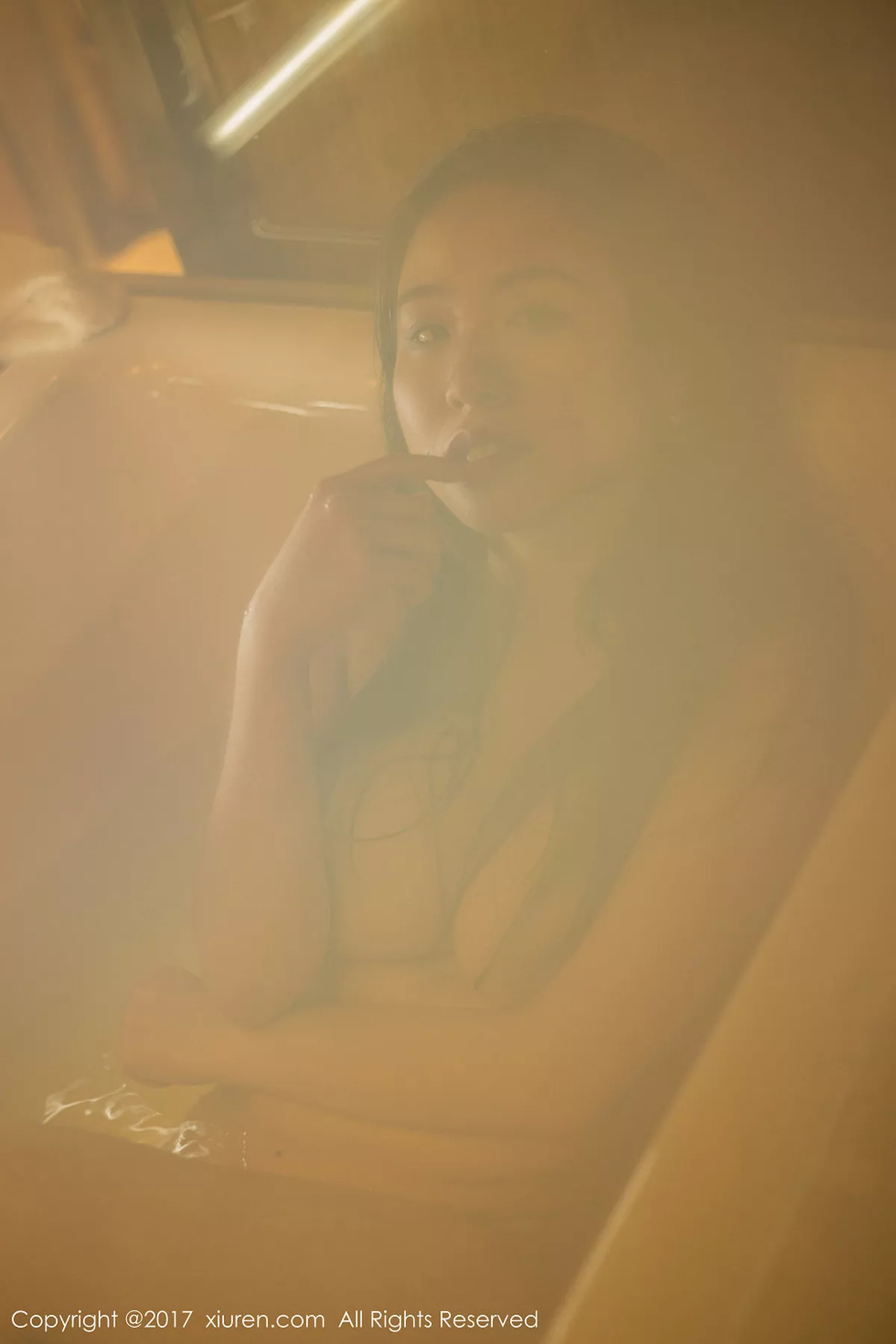 [XiuRen秀人网]第823期吃白菜的vi菜菜写真 photo 2-7