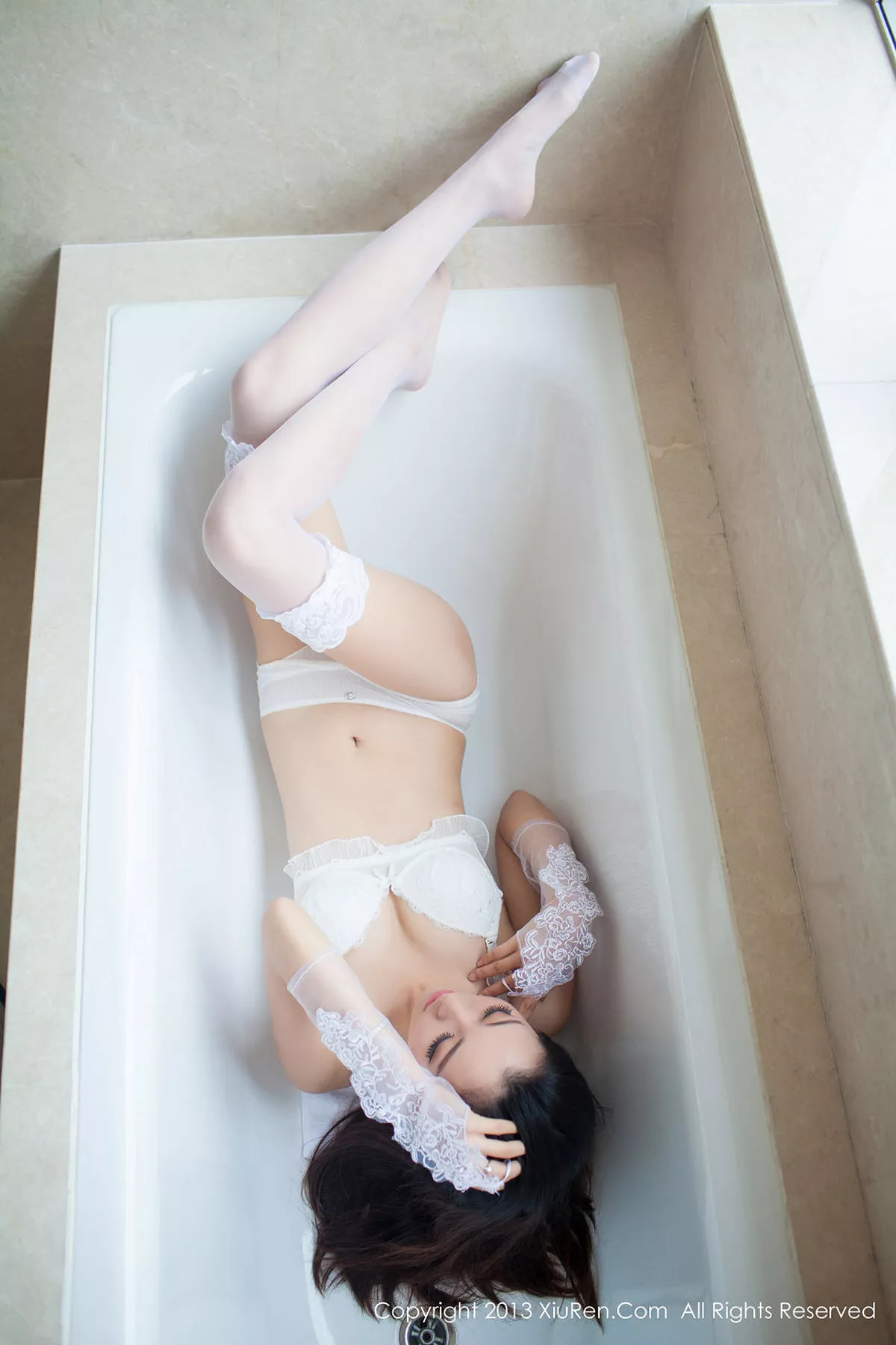 [XiuRen秀人网]第077期燕甘甘写真 photo 1-9