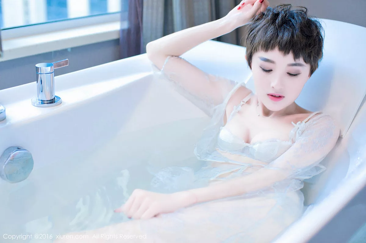 [XiuRen秀人网]第600期baby_kiki写真 photo 1-18