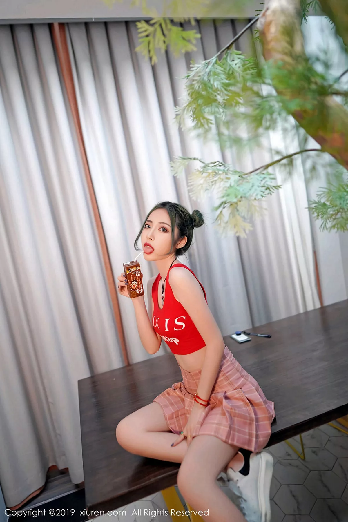 [XiuRen秀人网]第1550期贾诗晗写真 photo 1-4