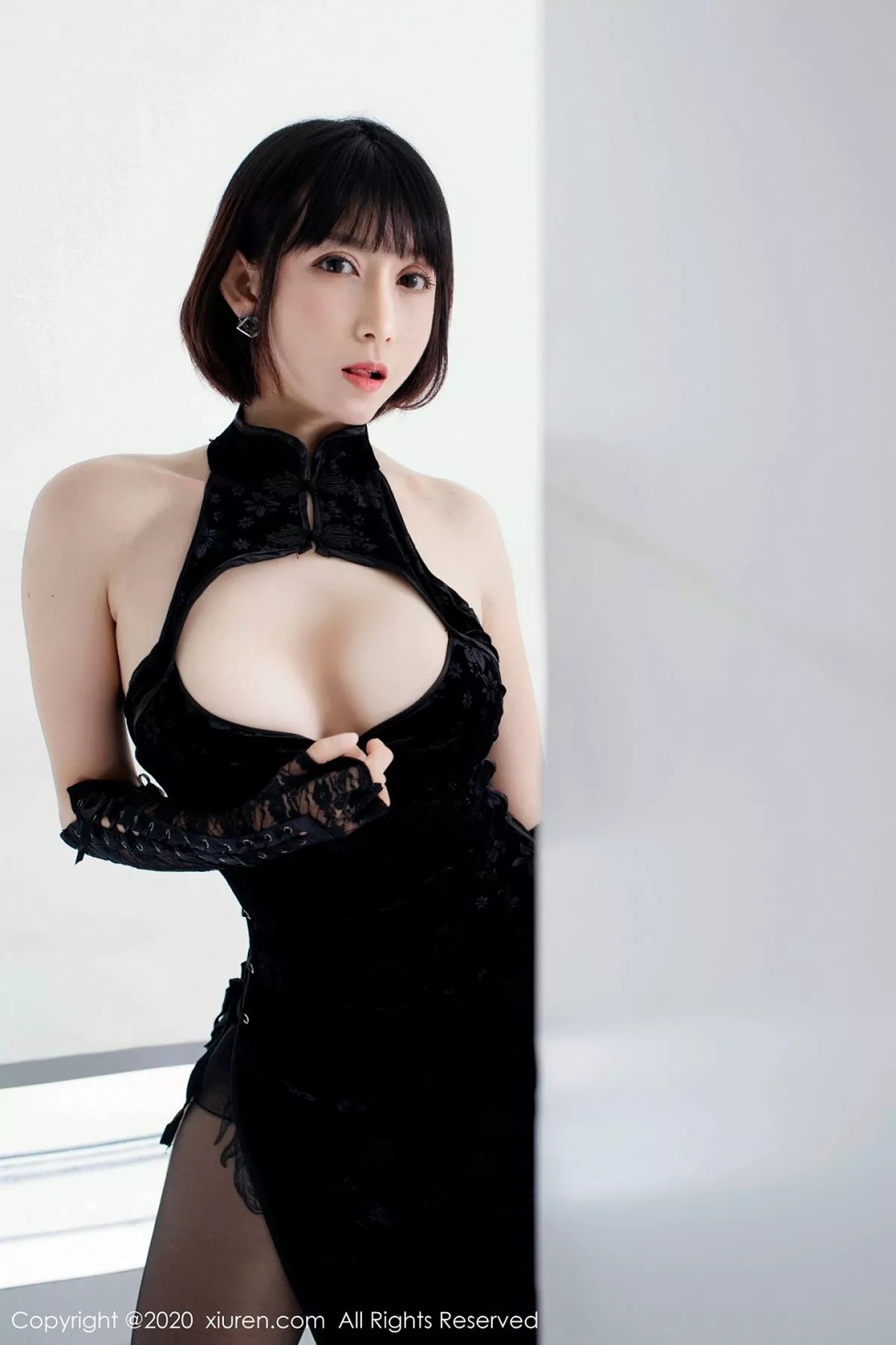 [XiuRen秀人网]第2318期安妮斯朵拉写真 photo 1-9