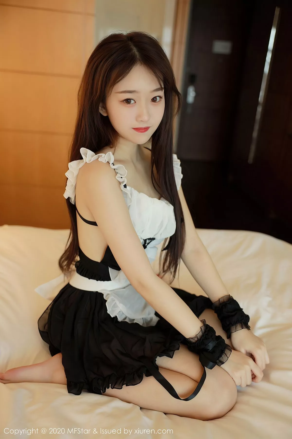 [MFStar模范学院]第387期小奶瓶呜鸣写真 photo 1-2