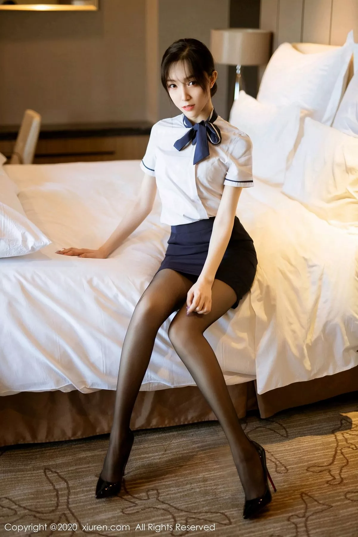 [XiuRen秀人网]第2735期九千柒柒写真 photo 1-8