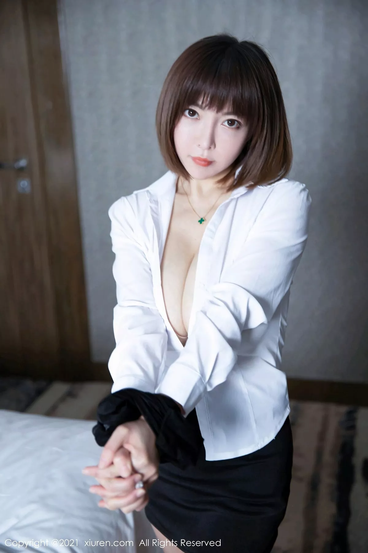 [XiuRen秀人网]第3151期大白兔写真 photo 2-18