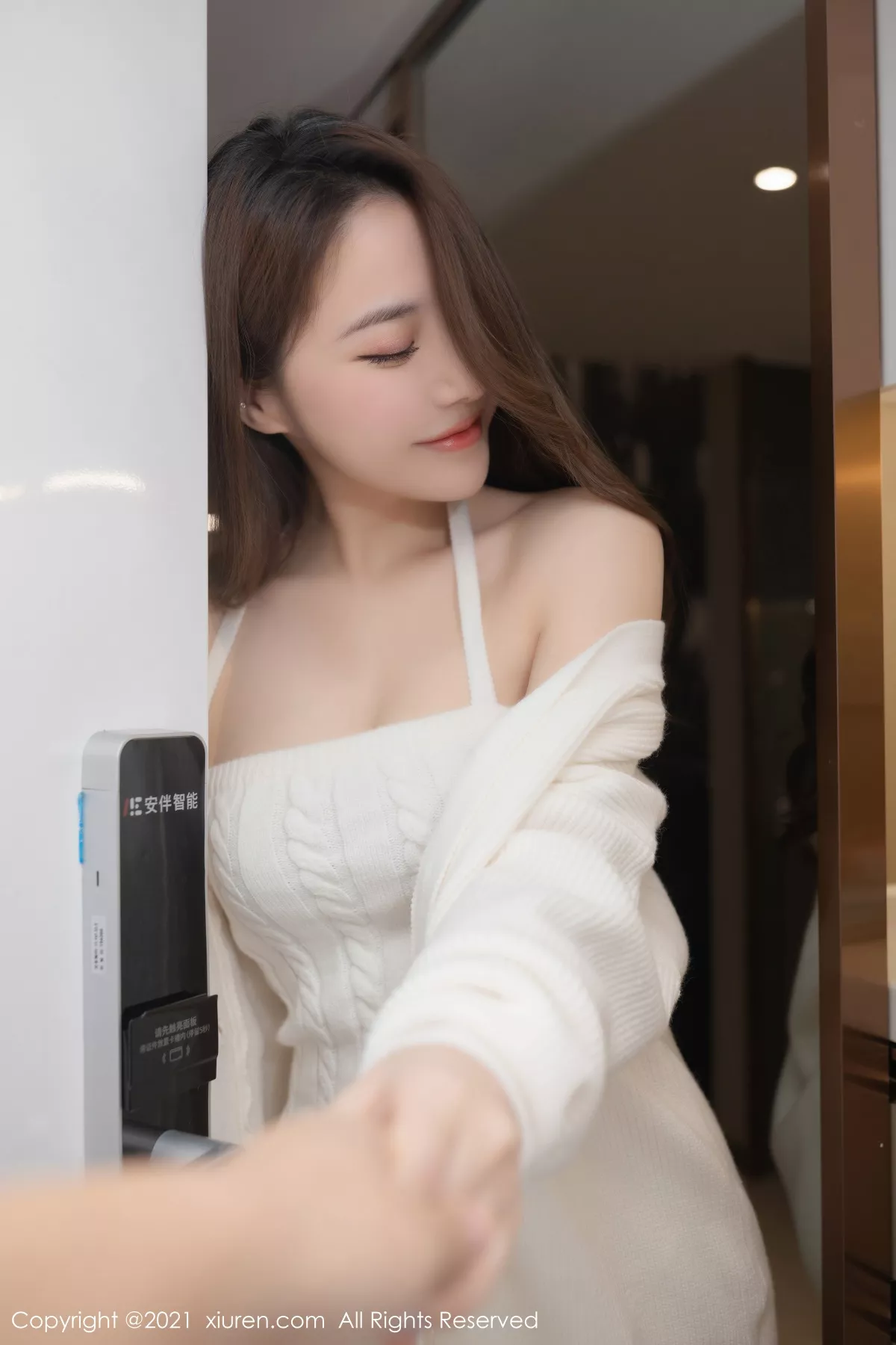 [XiuRen秀人网]第3171期鱼子酱写真 photo 1-5