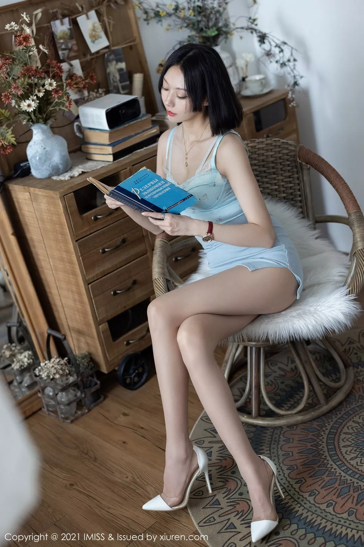 [Imiss爱蜜社]第595期艺轩写真 photo 1-8