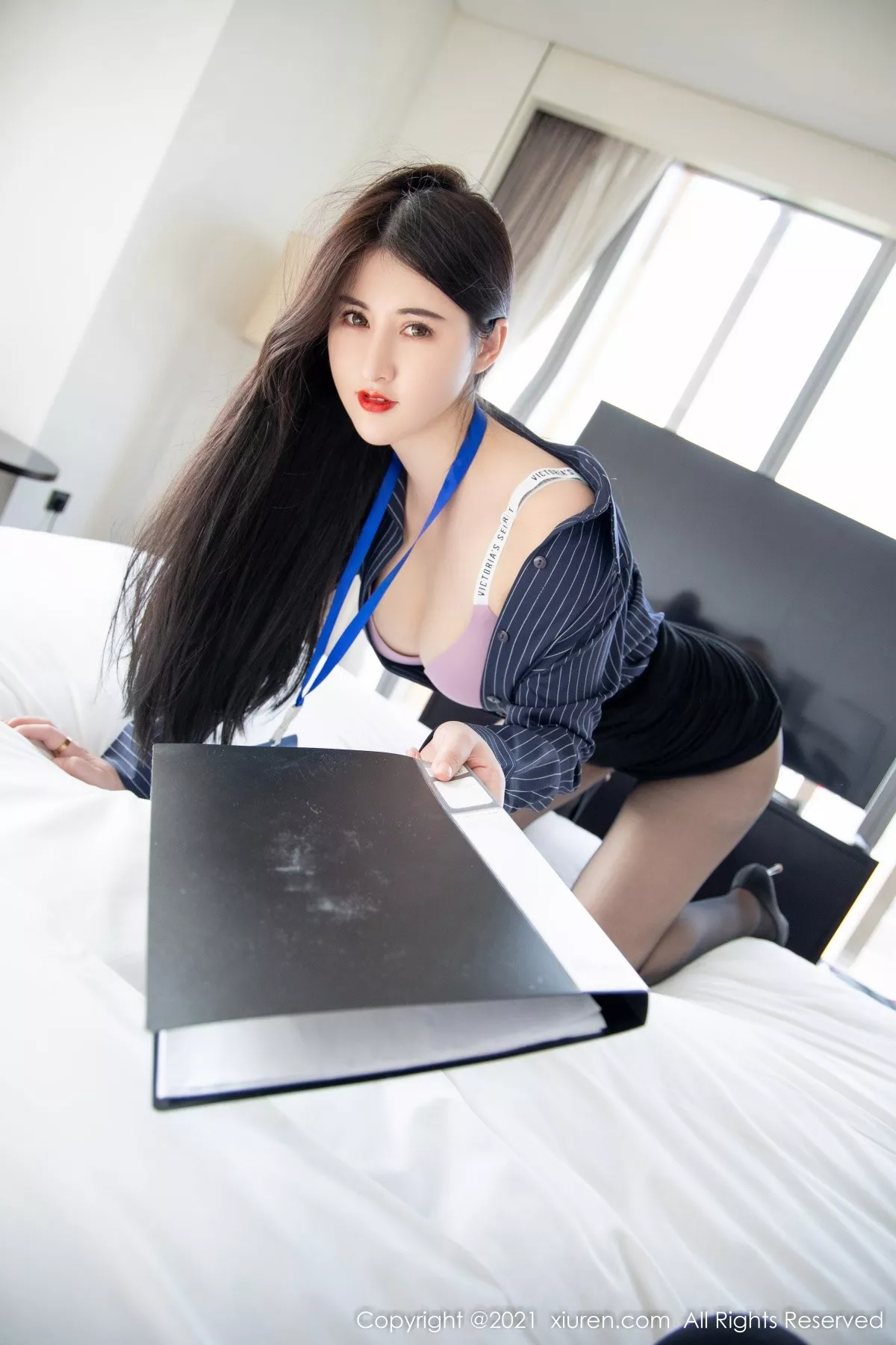 [XiuRen秀人网]第4280期诗诗写真 photo 2-4