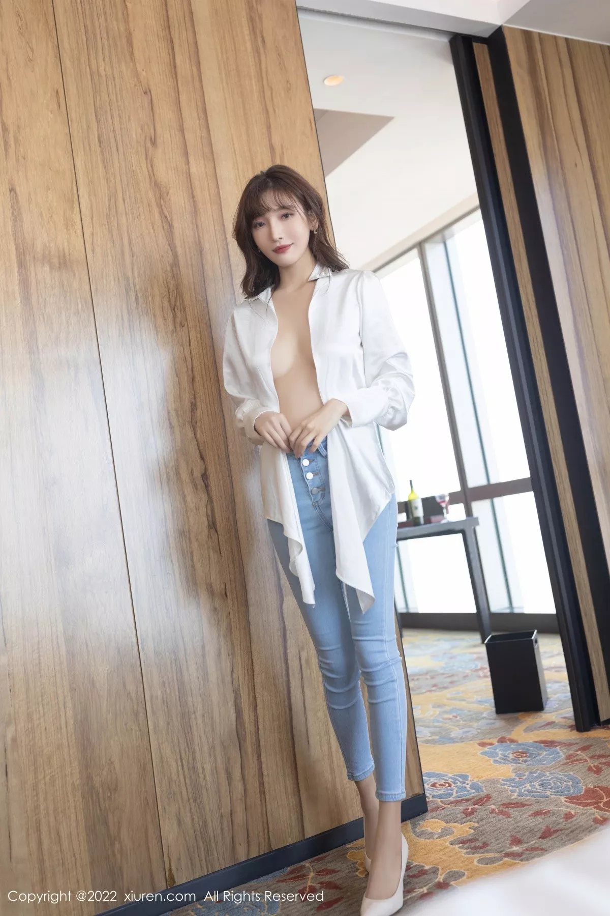 [XiuRen秀人网]第4425期陆萱萱写真 photo 1-4
