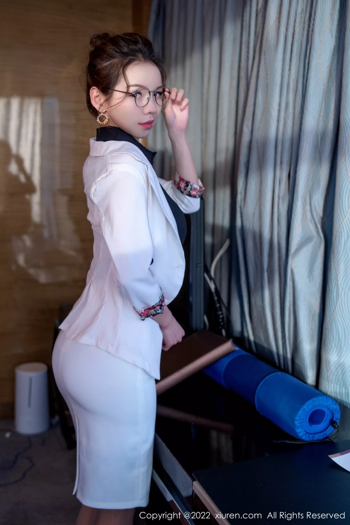 [XiuRen秀人网]第4917期大美媚京写真 photo 3-16