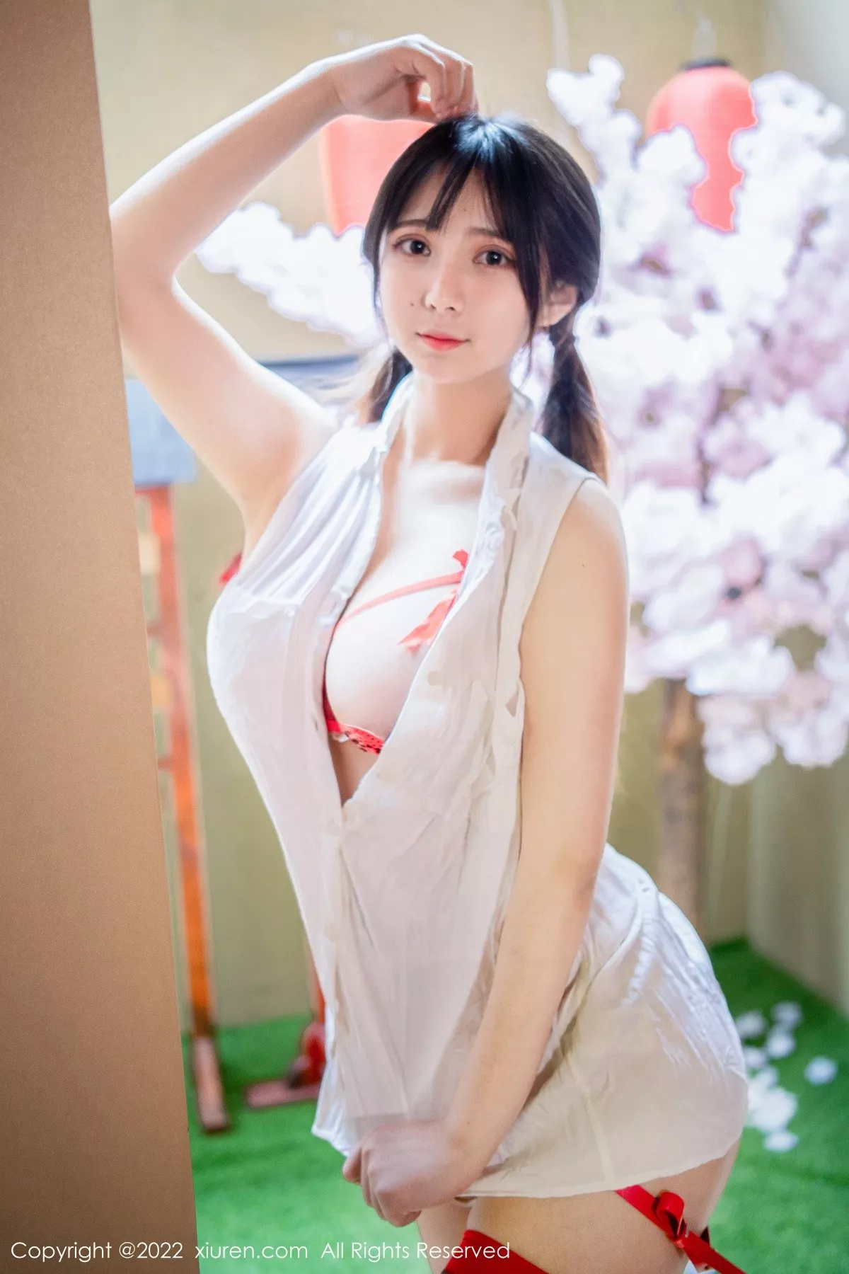 [XiuRen秀人网]第4930期久久写真 photo 2-4