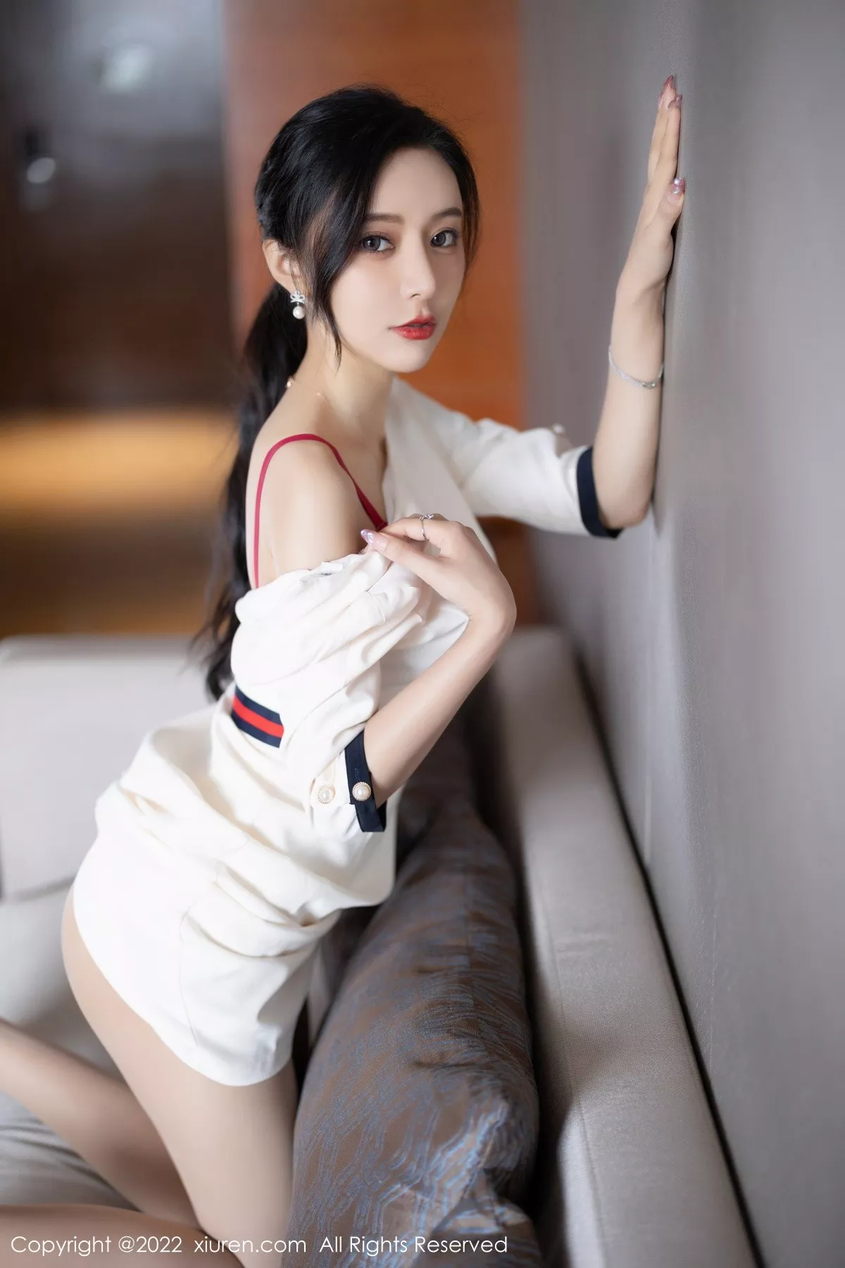 [XiuRen秀人网]第4963期王馨瑶写真 photo 1-13