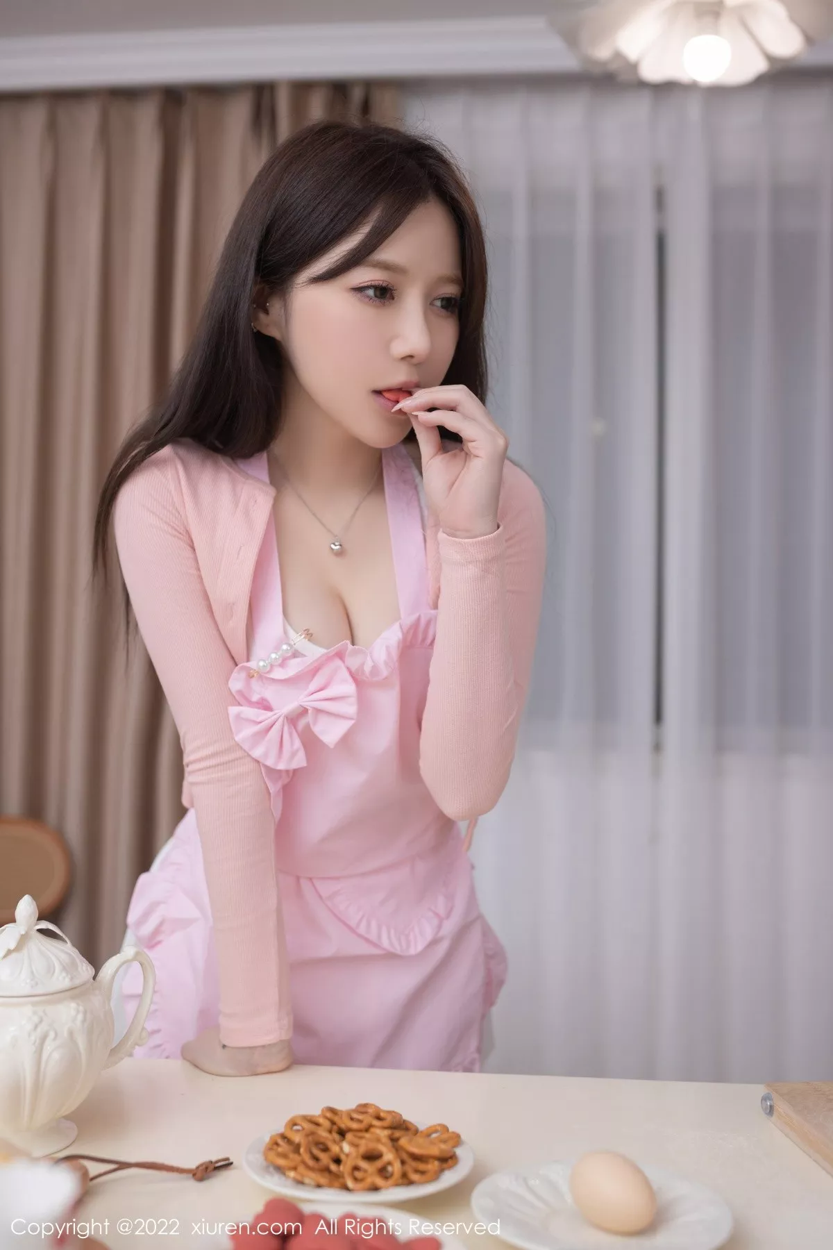 [XiuRen秀人网]第5008期鱼子酱写真 photo 1-10