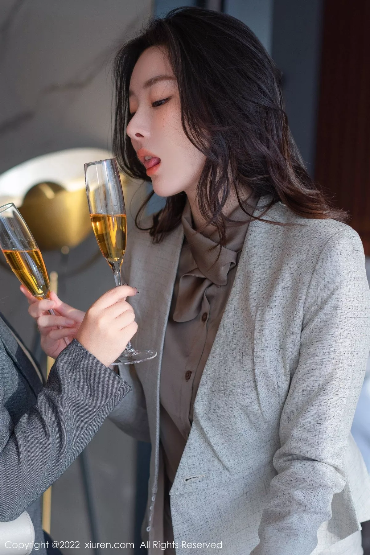 [XiuRen秀人网]第5524期是小逗逗写真 photo 1-4