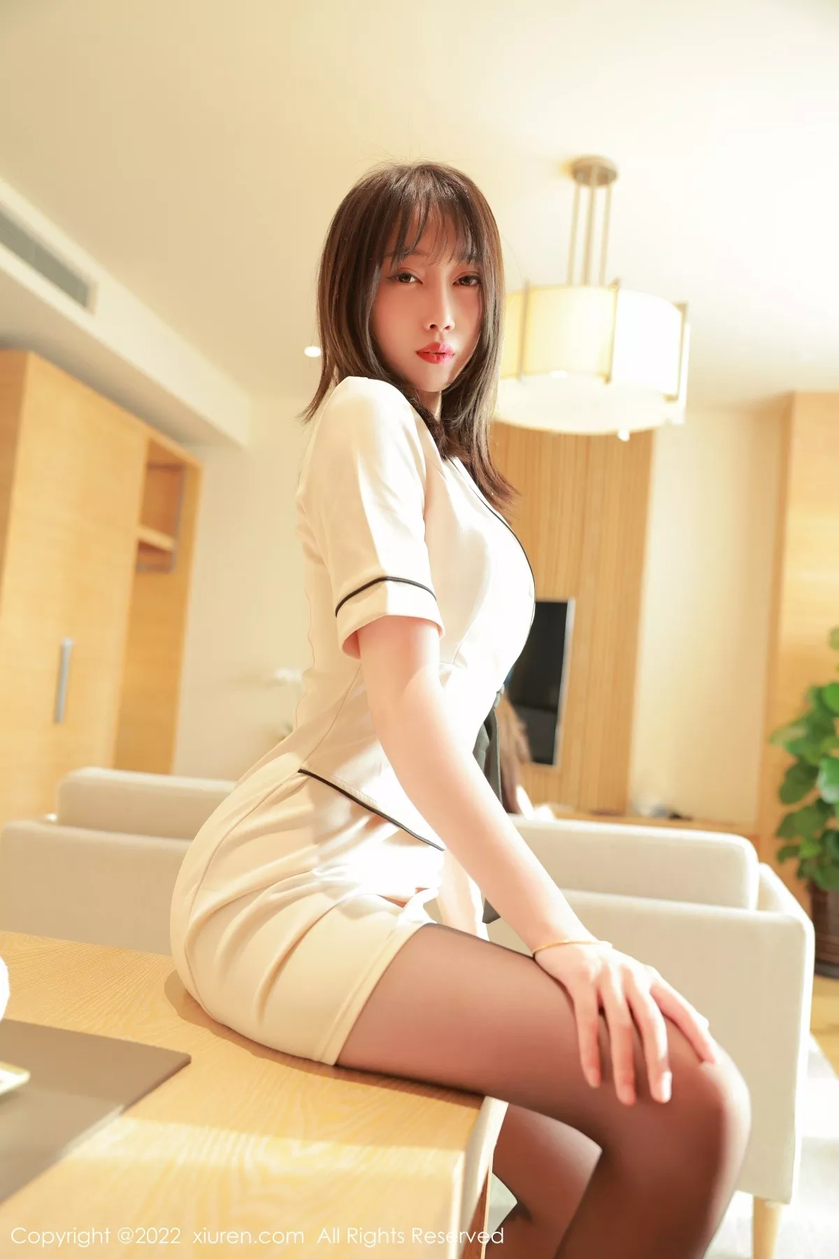 [XiuRen秀人网]第5534期玥儿玥写真 photo 1-6