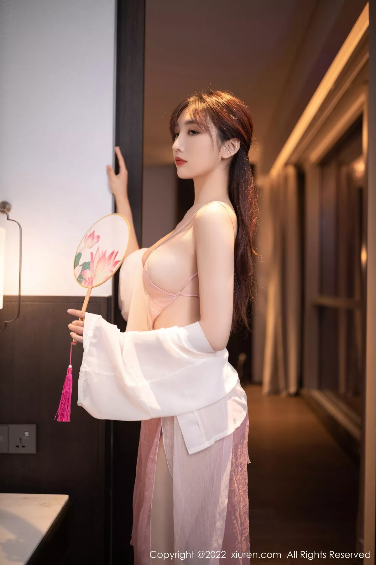 [XiuRen秀人网]第5666期陆萱萱写真 photo 1-17