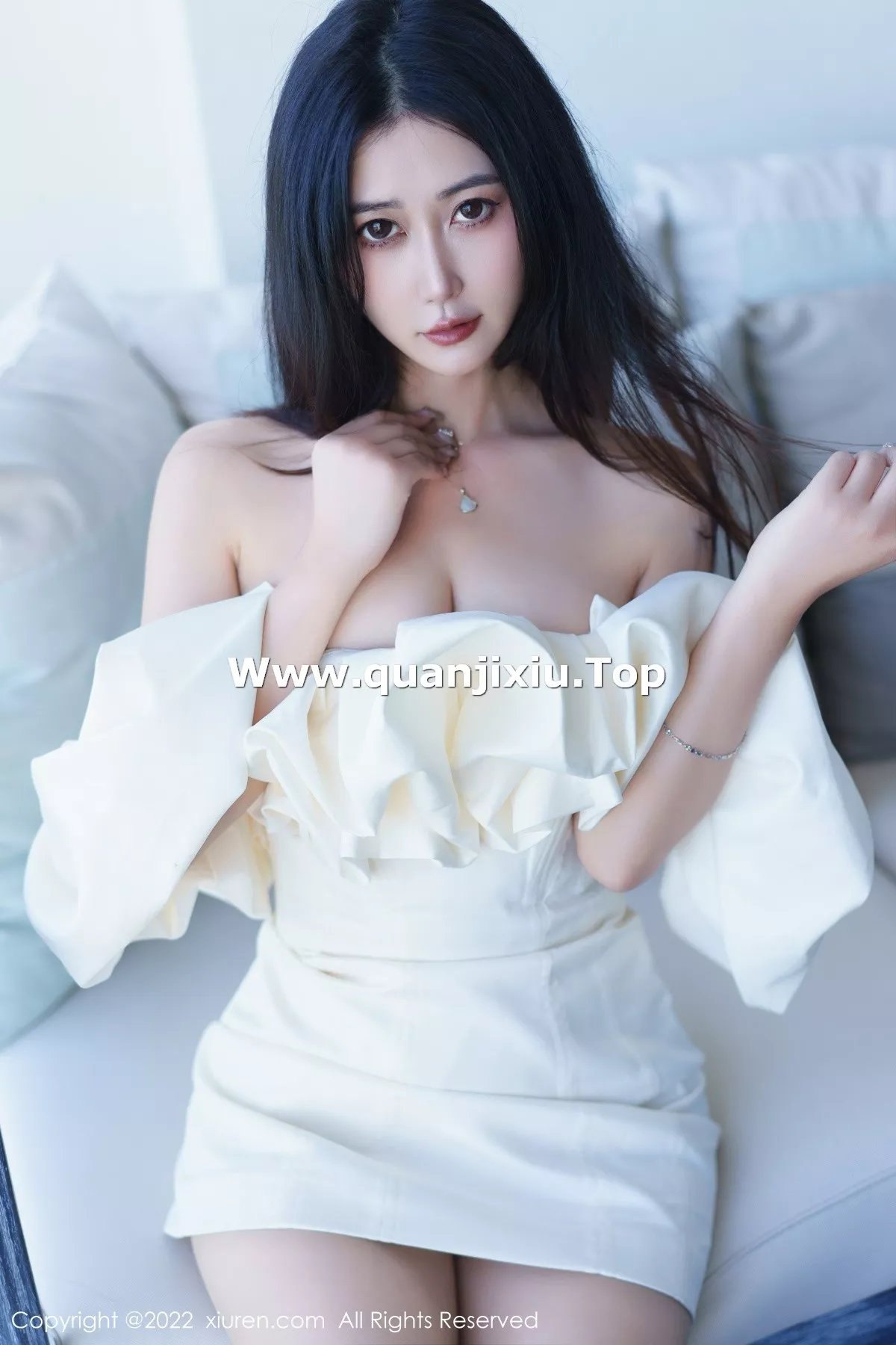 [XiuRen秀人网]第6032期阿姣写真 photo 1-14