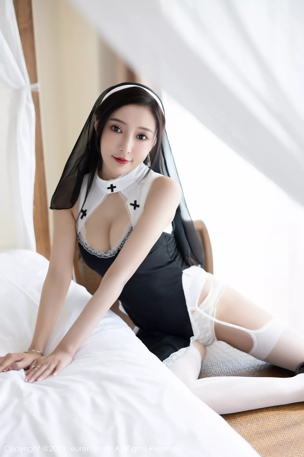 [XiuRen秀人网]第6284期王馨瑶写真 photo 1-19