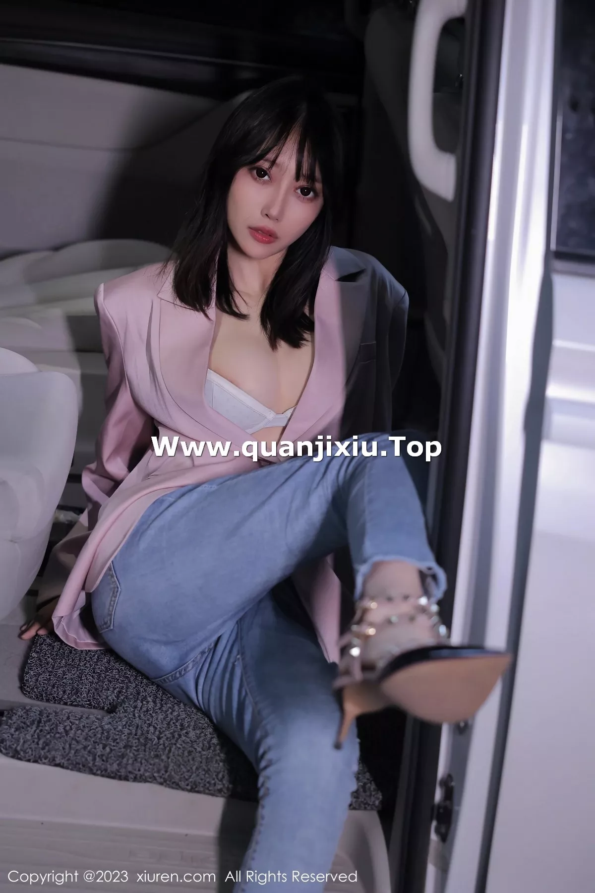 [XiuRen秀人网]第6355期玥儿玥写真 photo 1-15