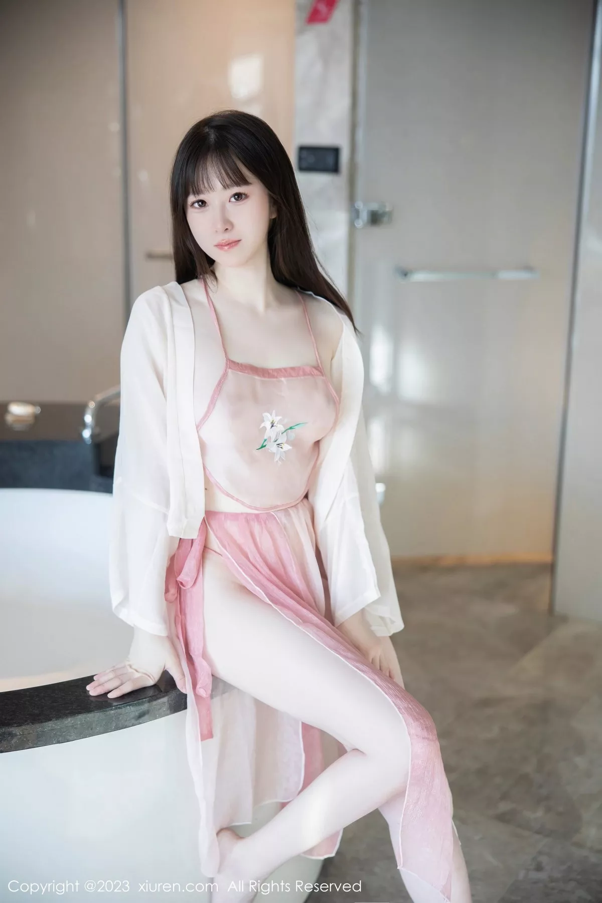 [XiuRen秀人网]第6926期林悠悠写真 photo 1-9