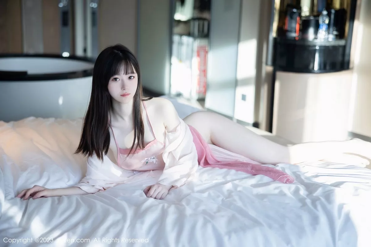 [XiuRen秀人网]第6926期林悠悠写真 photo 2-3