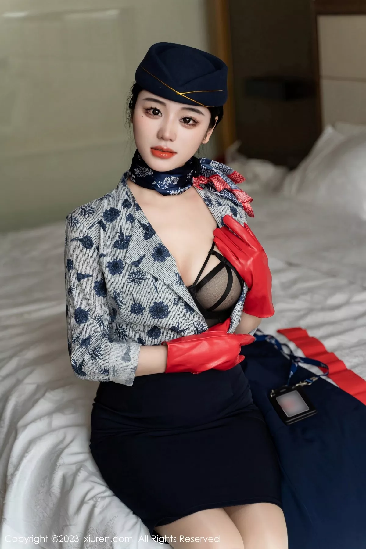 [XiuRen秀人网]第6790期汐汐爱吃草莓写真 photo 1-16