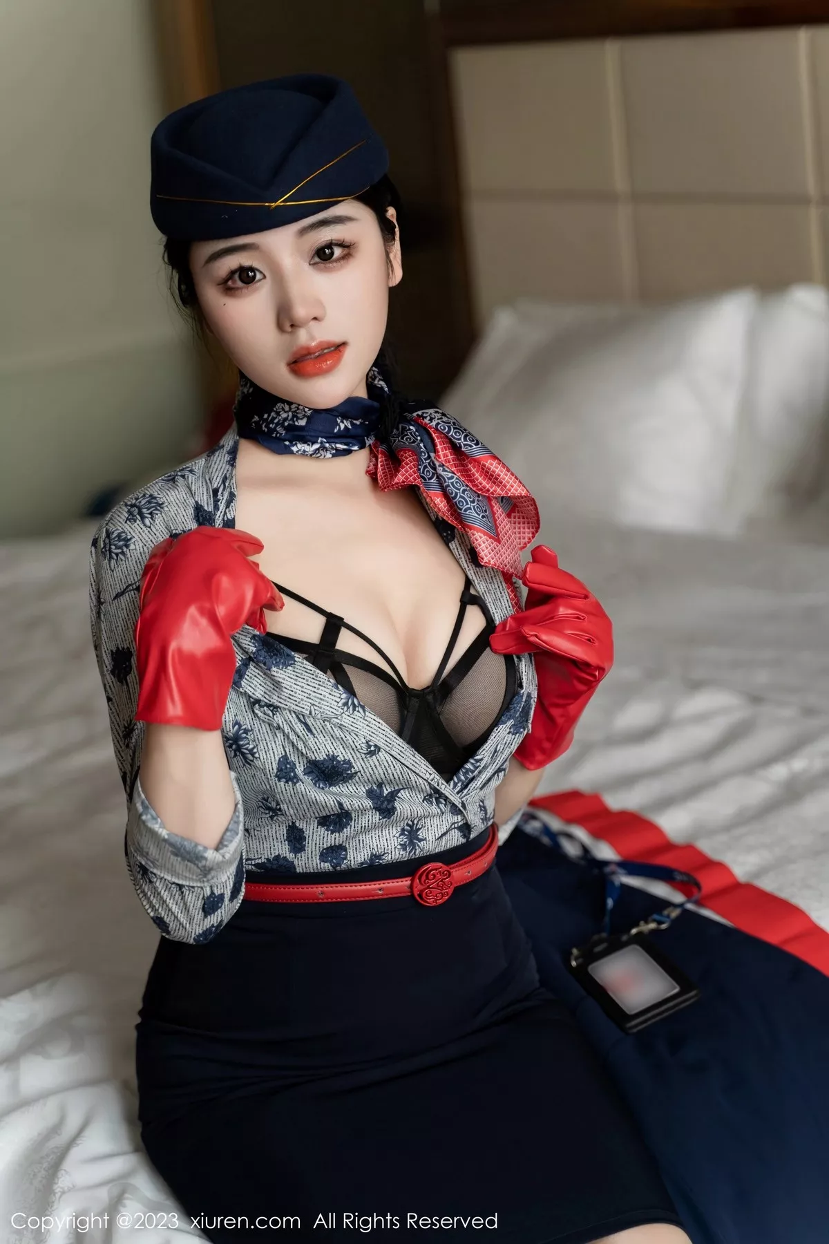 [XiuRen秀人网]第6790期汐汐爱吃草莓写真 photo 1-14