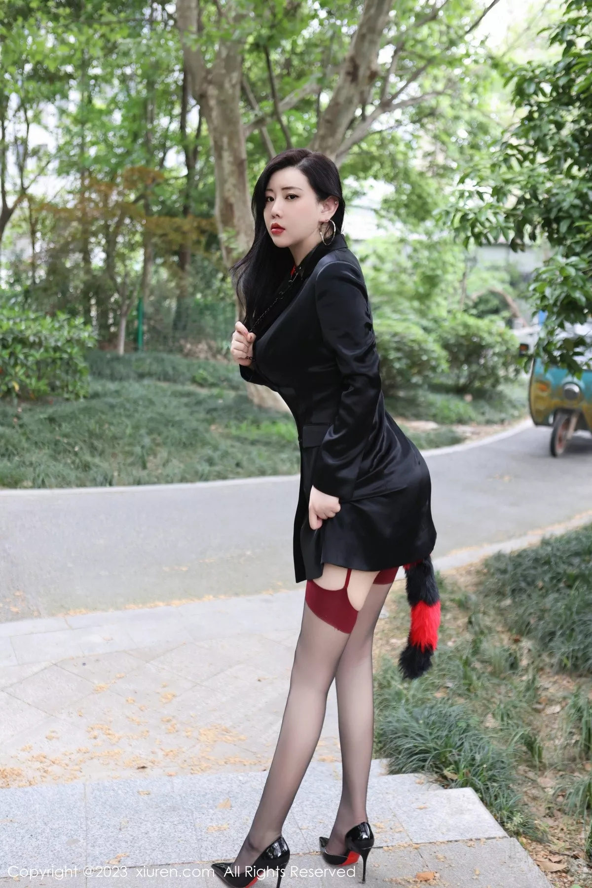 [XiuRen秀人网]第6950期王婉悠写真 photo 1-2