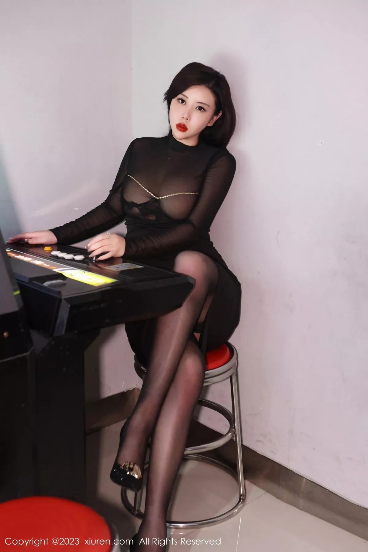 [XiuRen秀人网]第7230期王婉悠写真 photo 1-12