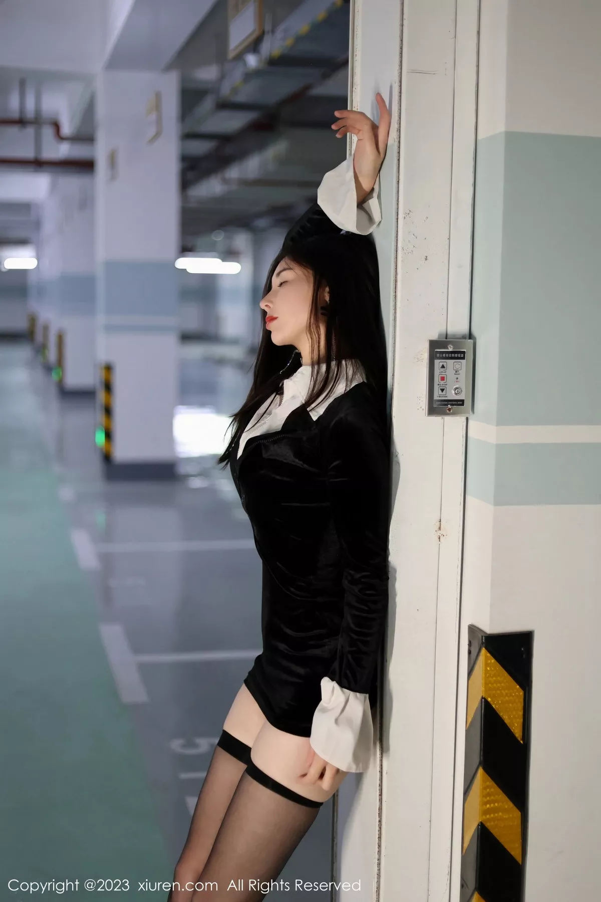 [XiuRen秀人网]第7634期曼柔写真 photo 1-3