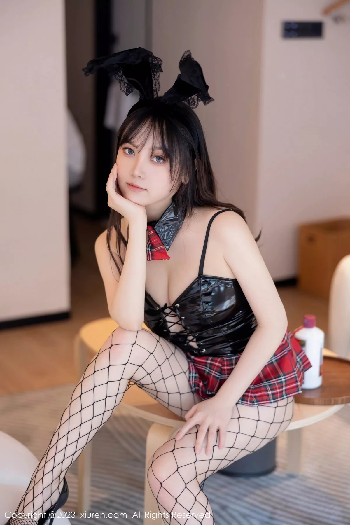 [XiuRen秀人网]第7575期豆瓣酱写真 photo 1-10