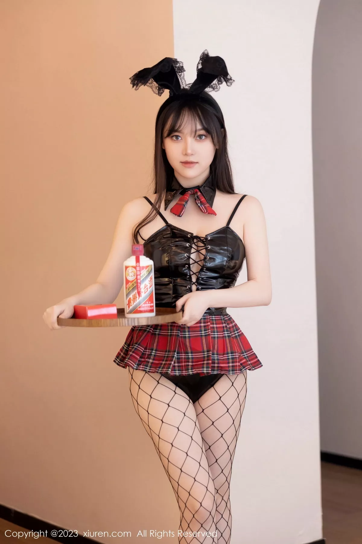 [XiuRen秀人网]第7575期豆瓣酱写真 photo 1-2