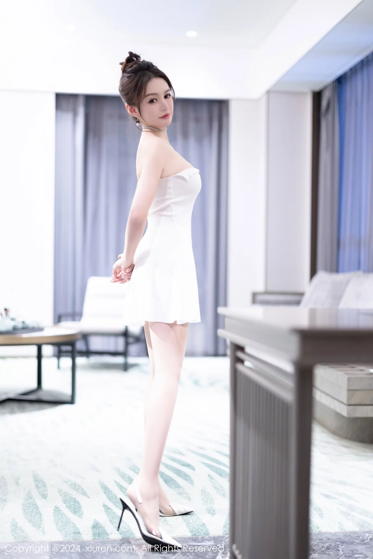 [XiuRen秀人网]第7927期唐宁宁写真 photo 1-6