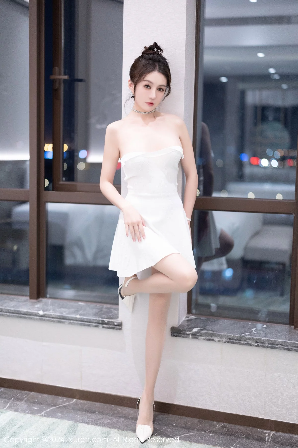 [XiuRen秀人网]第7927期唐宁宁写真 photo 1-8