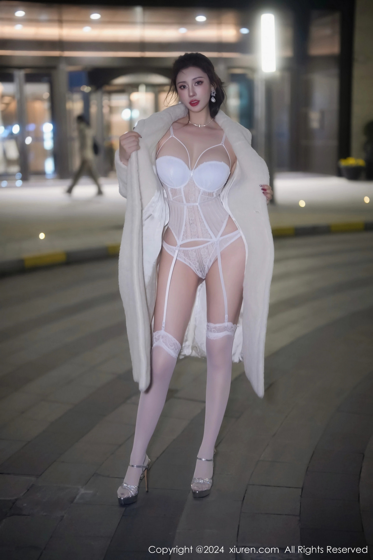 [XiuRen秀人网]第7978期蕾蕾写真 photo 1-8