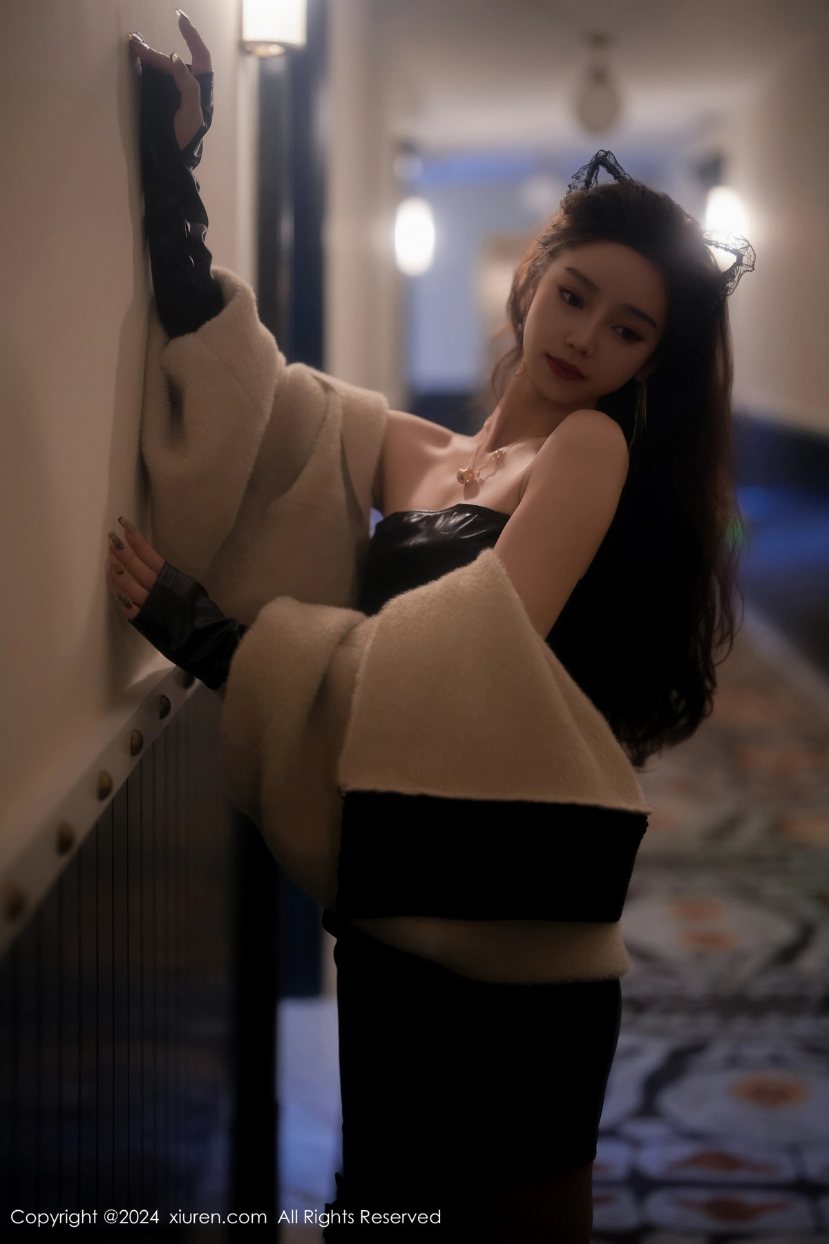 [XiuRen秀人网]第8049期苏曼兮写真 photo 1-10