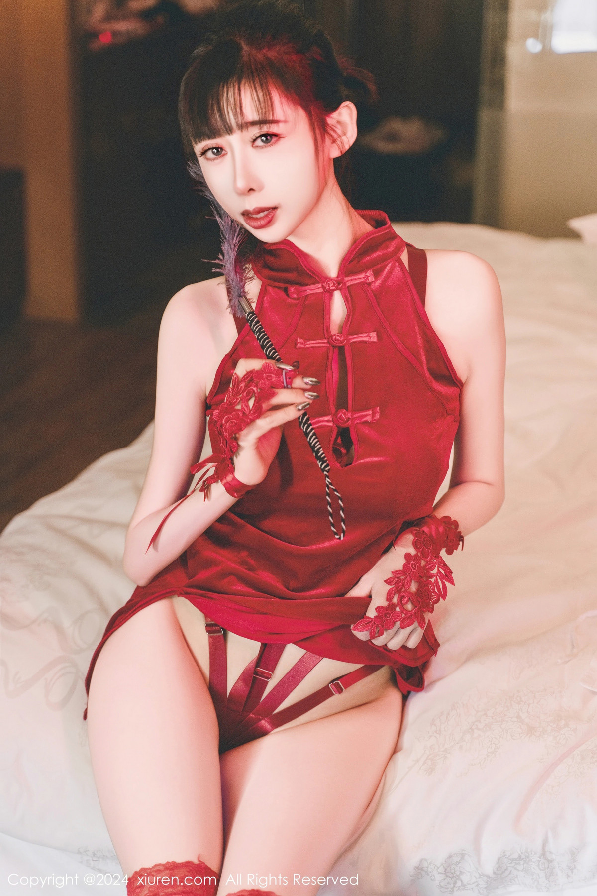 [XiuRen秀人网]第8047期宝宝甜写真 photo 1-4