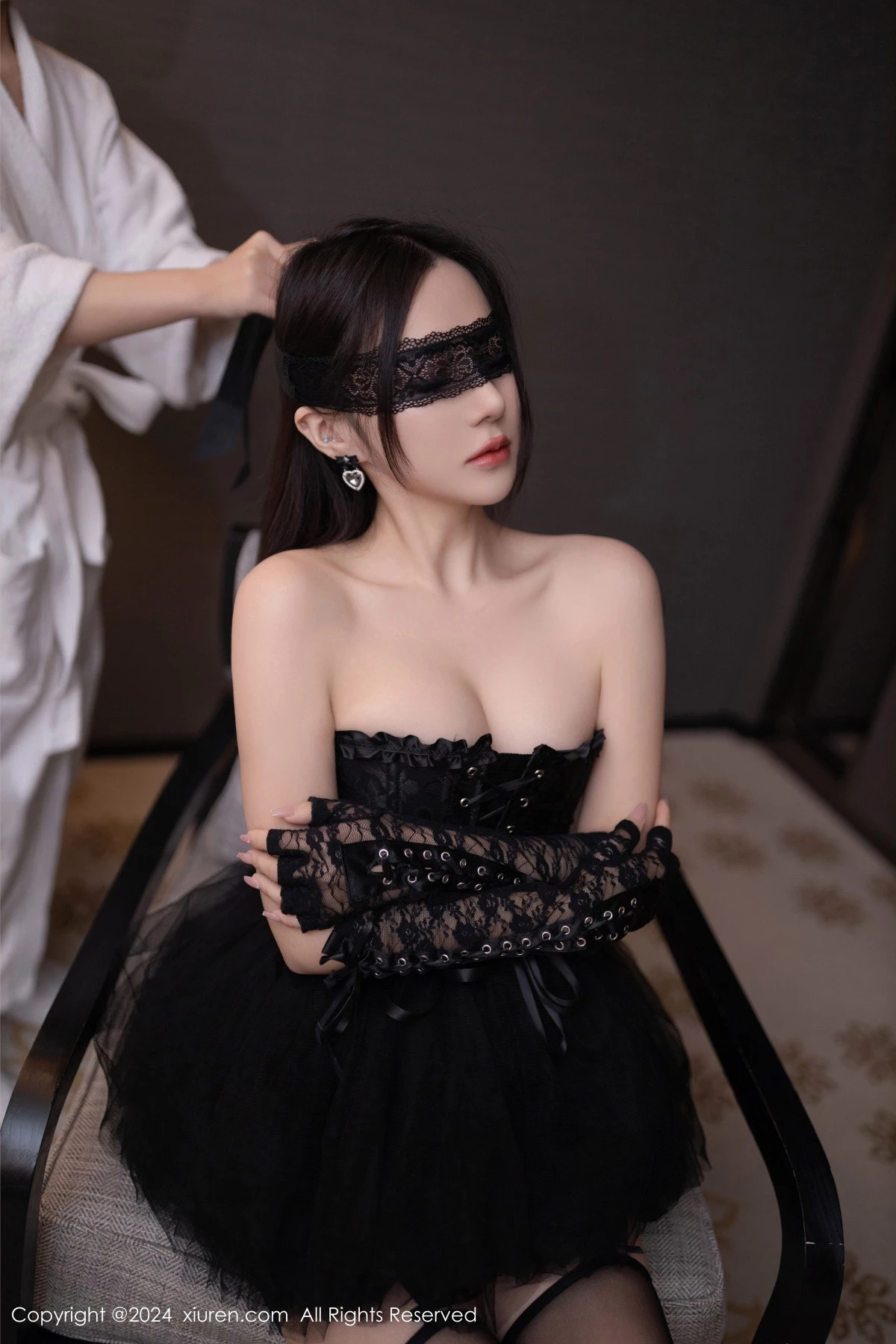 [XiuRen秀人网]第8166期鱼子酱写真 photo 2-9