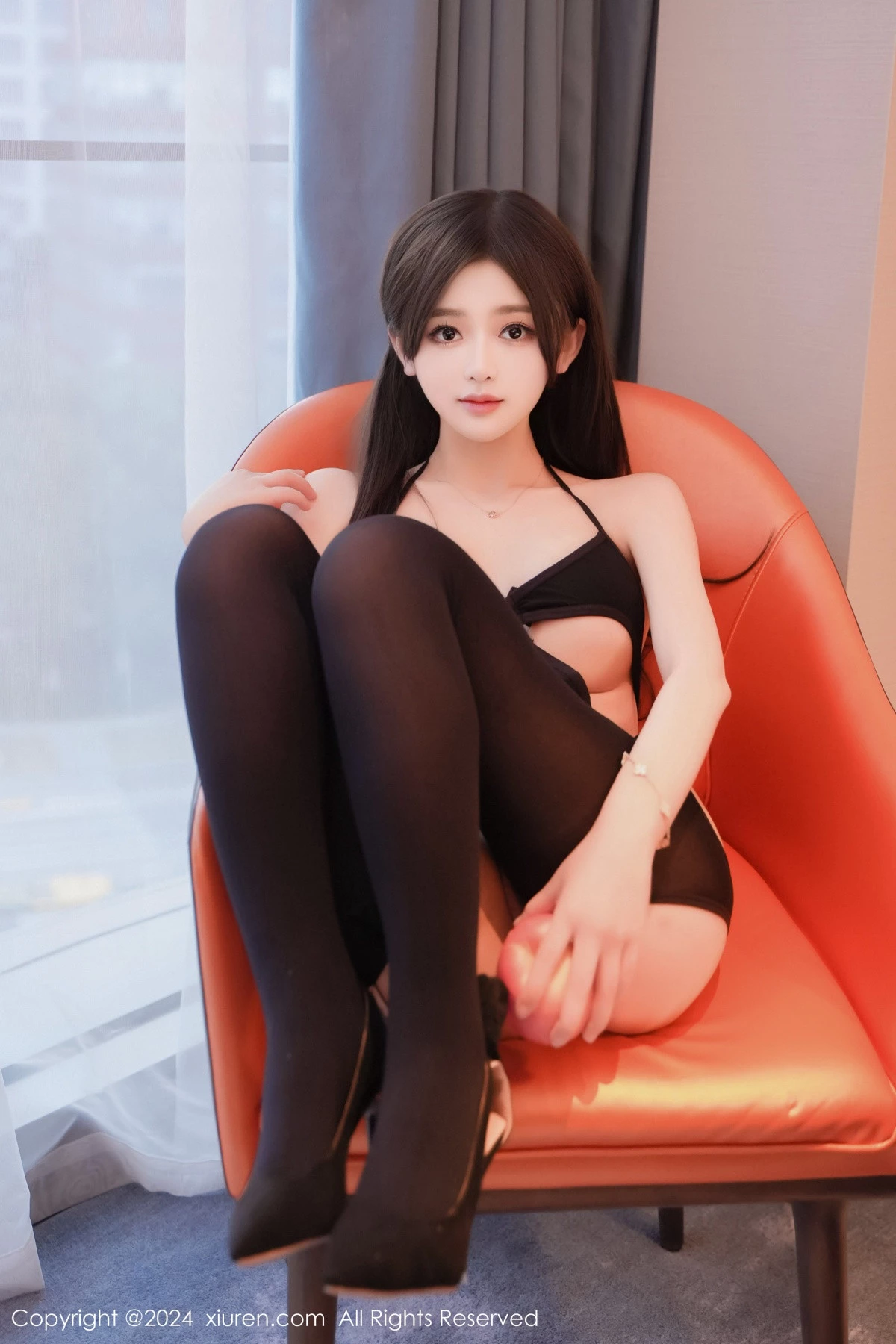 [XiuRen秀人网]第8172期奶茶味的包子写真 photo 1-10