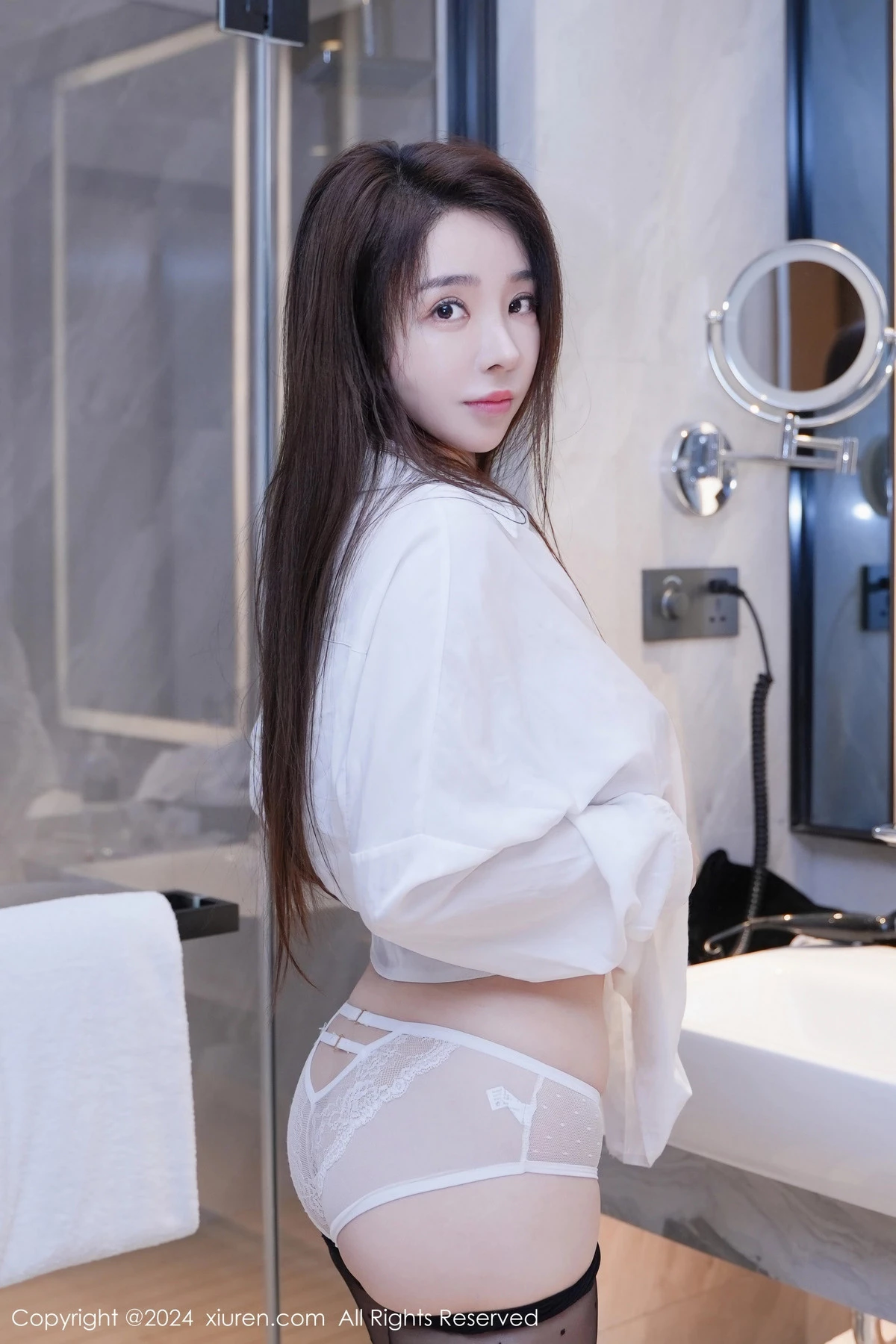 [XiuRen秀人网]第8184期雨儿酱写真 photo 2-3