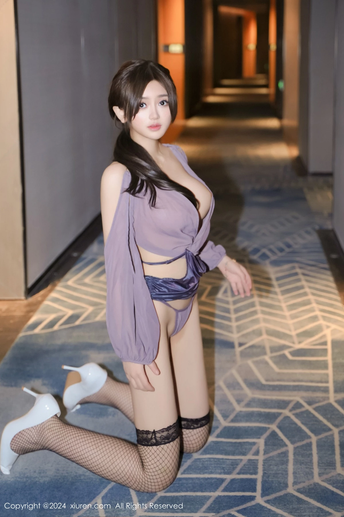 [XiuRen秀人网]第8209期奶茶味的包子写真 photo 1-12