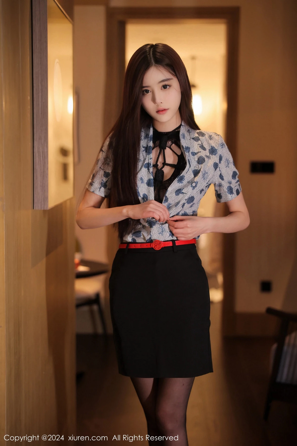 [XiuRen秀人网]第8125期晚苏写真 photo 2-5