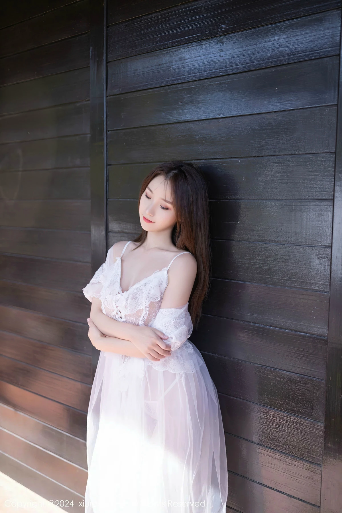 [XiuRen秀人网]第8302期杏子写真 photo 1-17