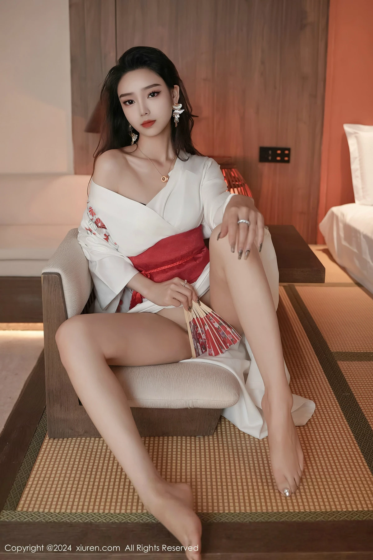 [XiuRen秀人网]第8367期苏曼兮写真 photo 1-18