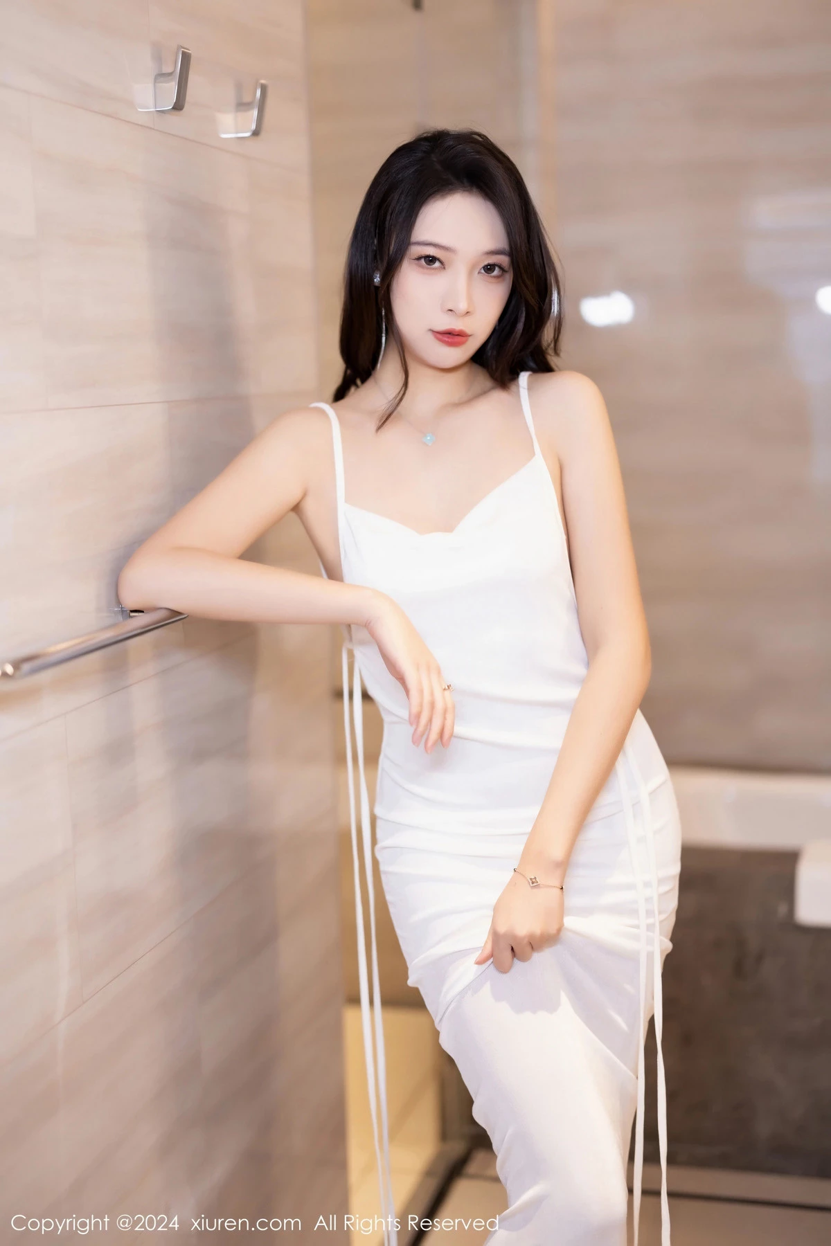 [XiuRen秀人网]第8272期郑颖姗写真 photo 1-3