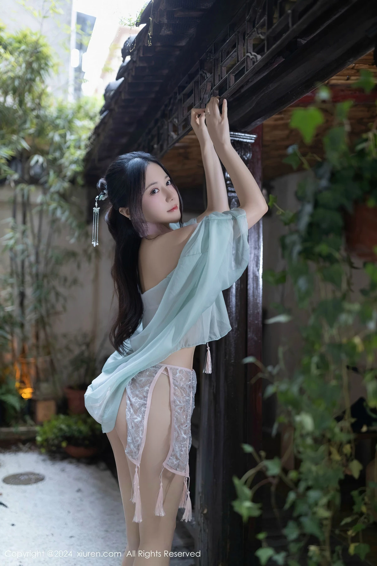 [XiuRen秀人网]第8428期鱼子酱写真 photo 1-7