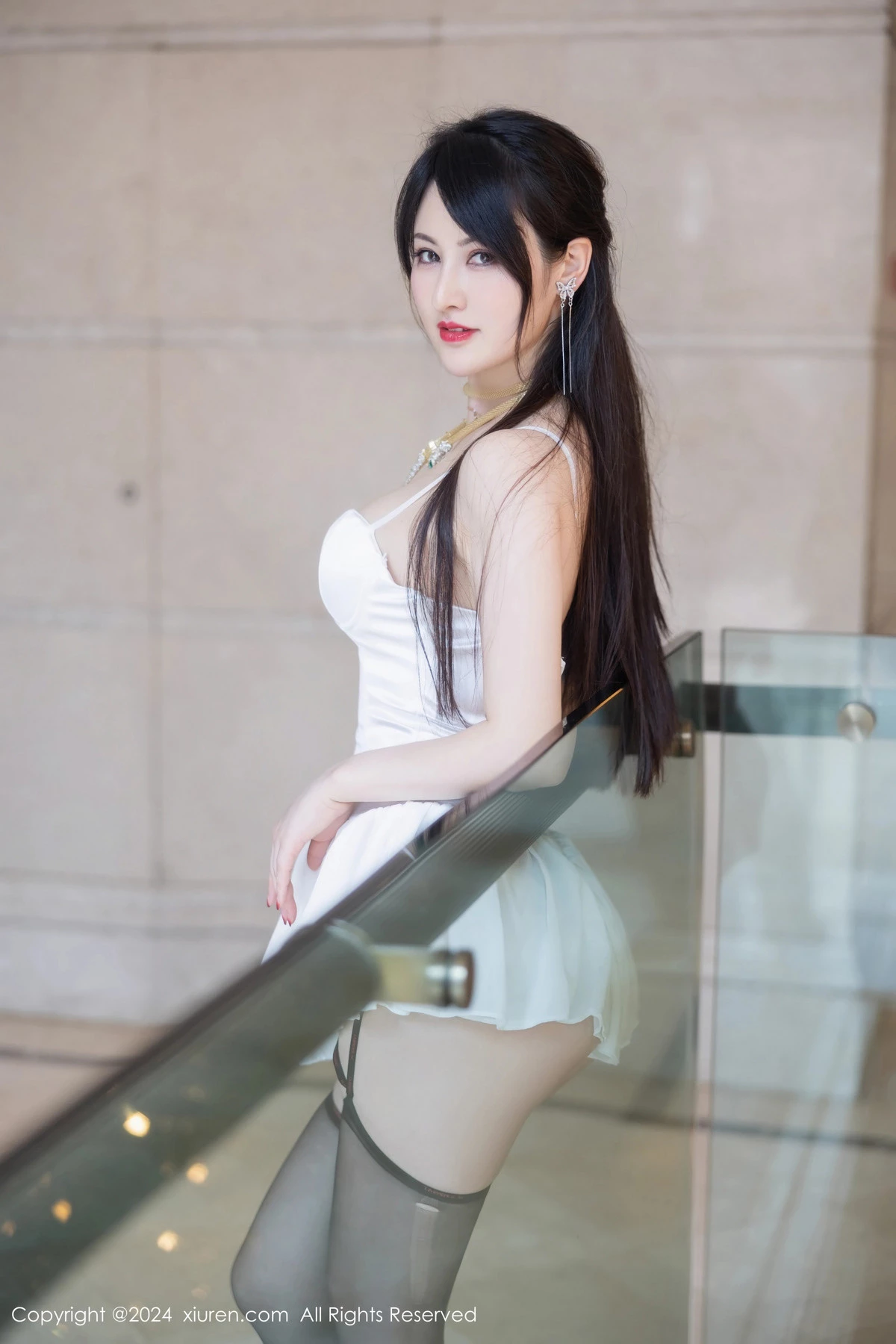 [XiuRen秀人网]第8436期诗诗写真 photo 1-10