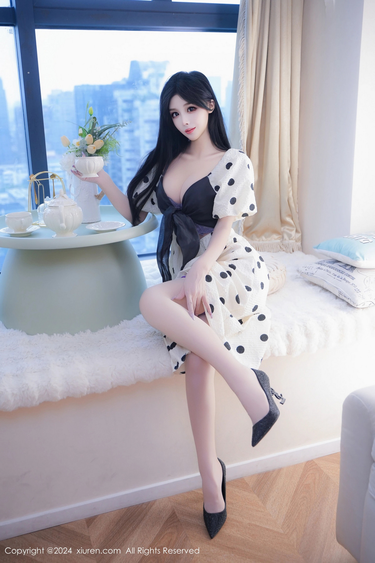 [XiuRen秀人网]第9425期陈芊儿写真 photo 1-14