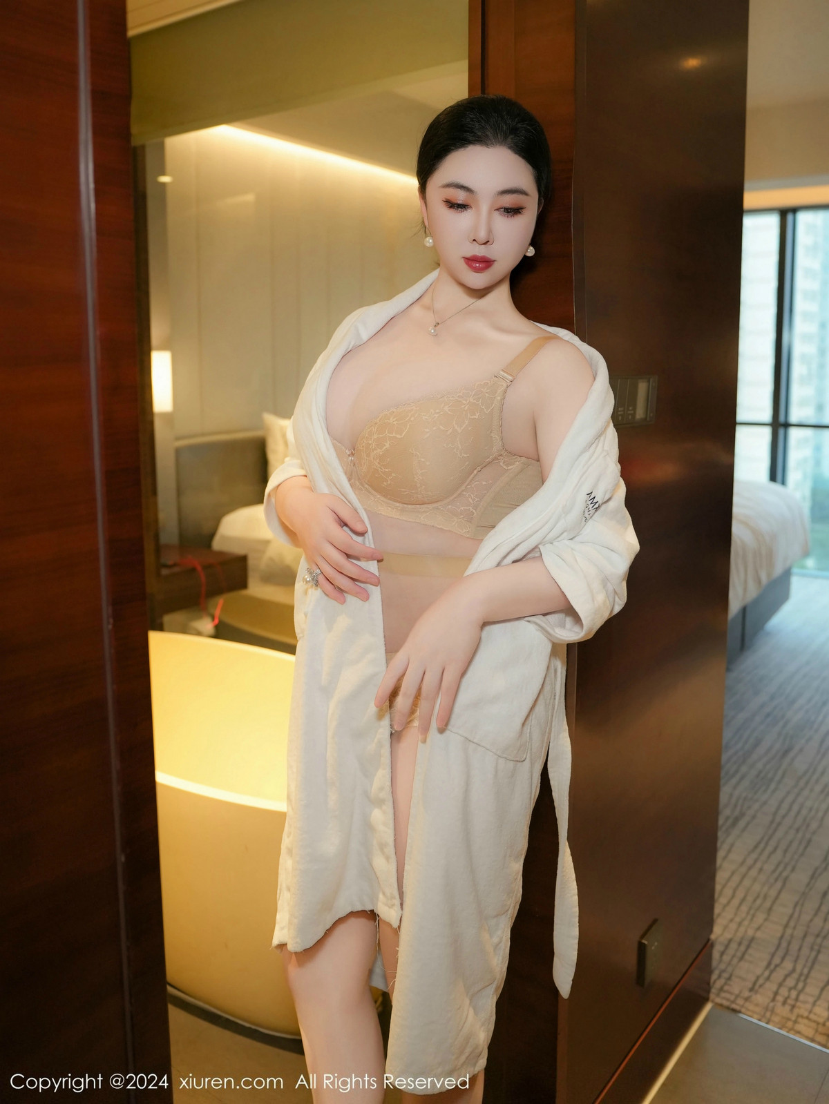 [XiuRen秀人网]第9534期风景尤美写真 photo 1-7