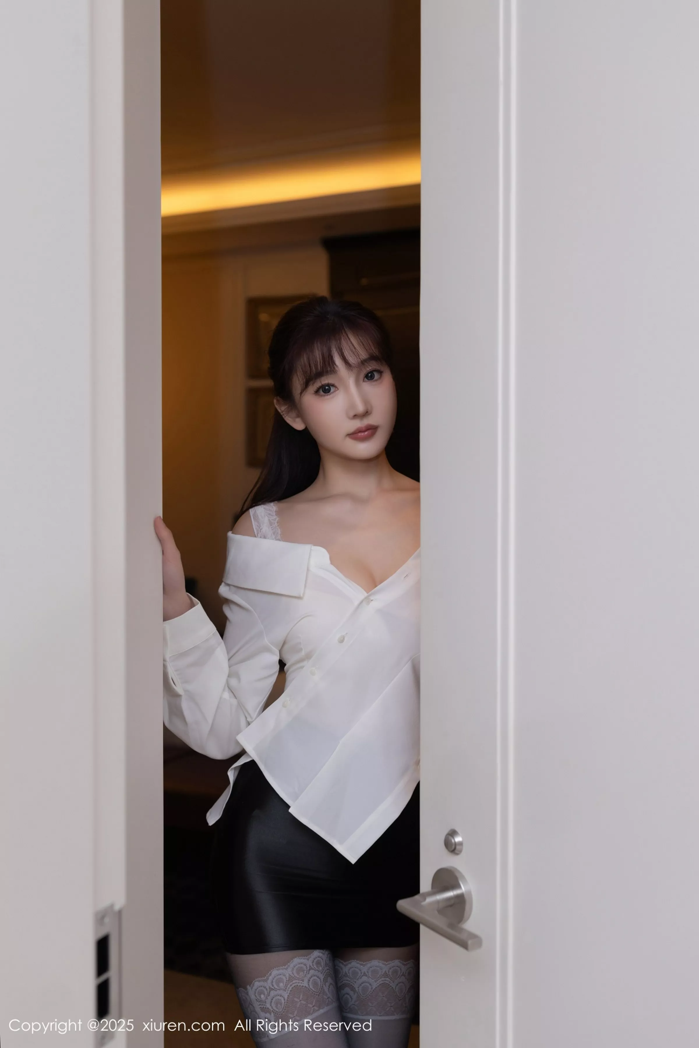 [XiuRen秀人网]第10166期陆萱萱写真 photo 1-8